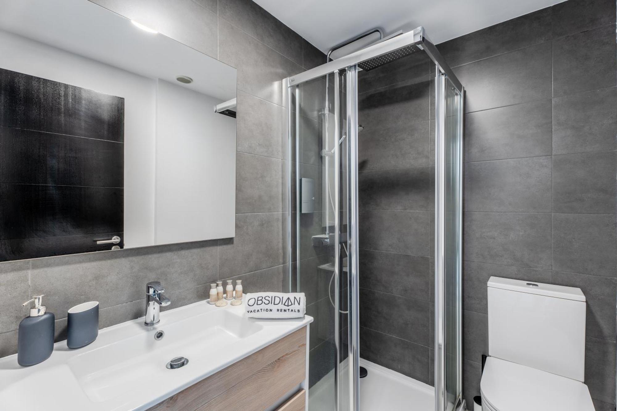 Obsidian Ocean Blue Radazul Apartment Екстериор снимка